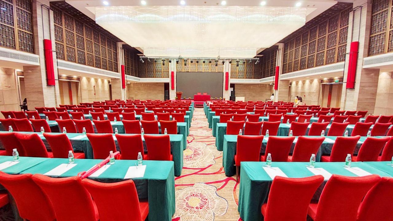 Easeland Hotel Guangzhou Exterior photo